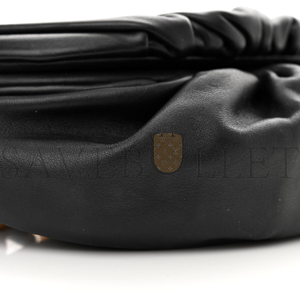 bo*te*ga Ve*ne*ta nappa the belt chain pouch black (23*15*5cm)